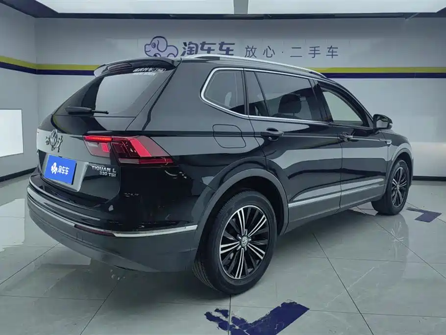 Volkswagen Tiguan L 2019 330TSI Automatic 2WD Panorama Comfort Edition China VI фото 3