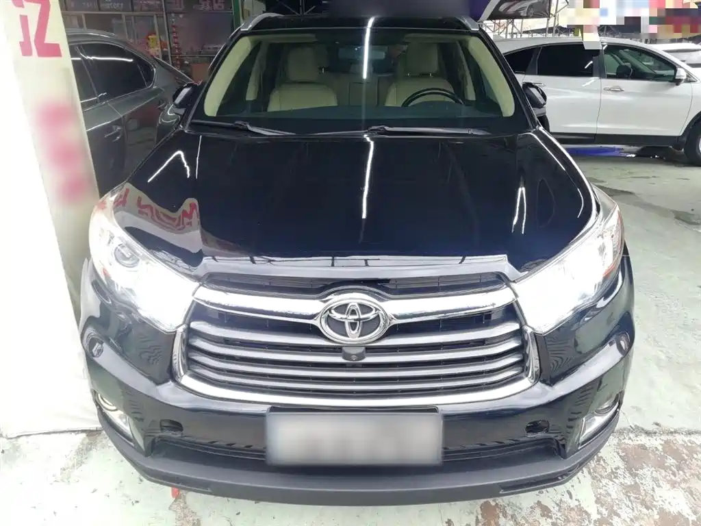 Toyota Highlander 2015 2.0T AWD Luxury Edition 7-seater фото 3