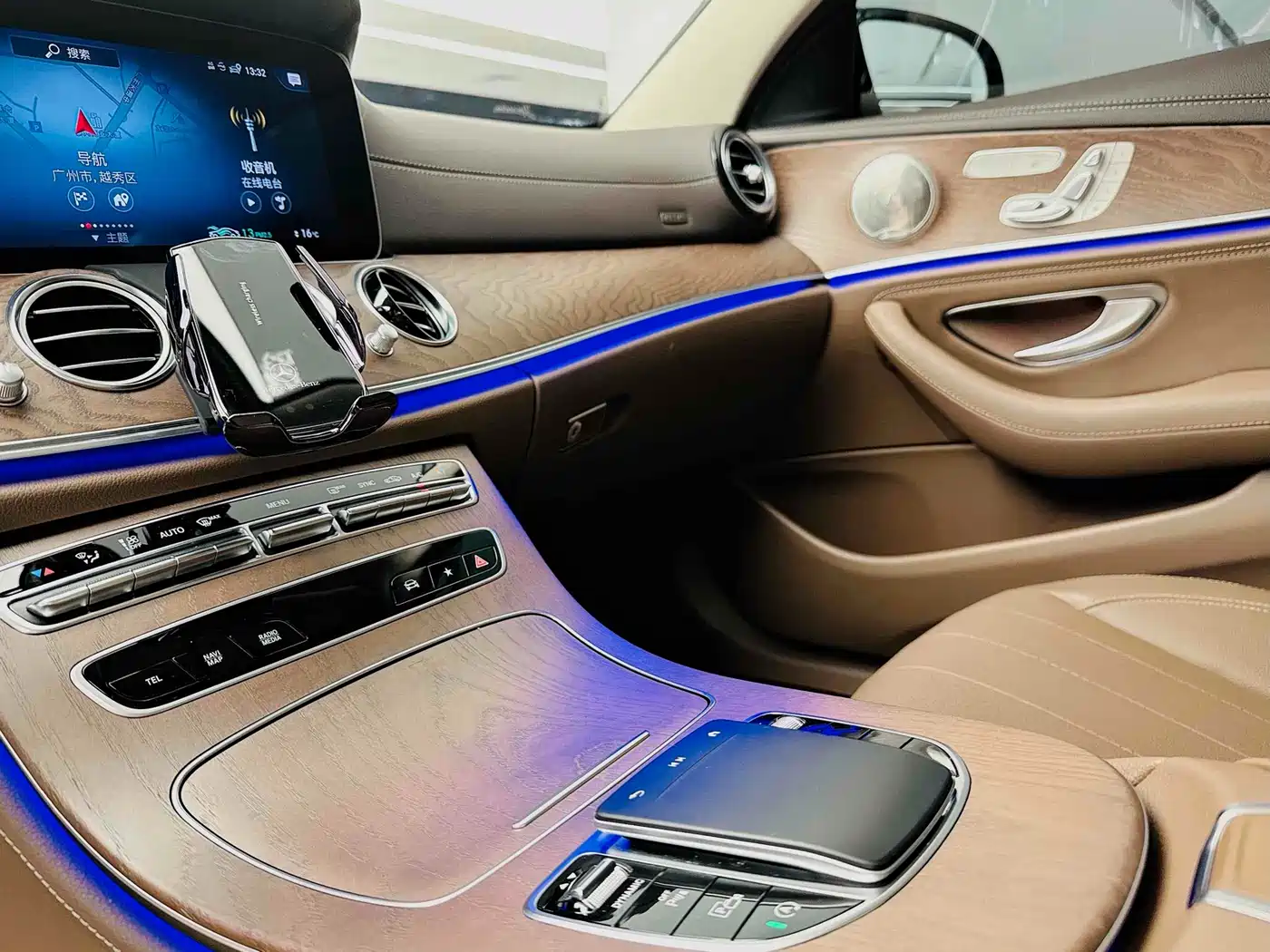 Mercedes-Benz E-Class 2023 Facelift E 300 L Fashion фото 12