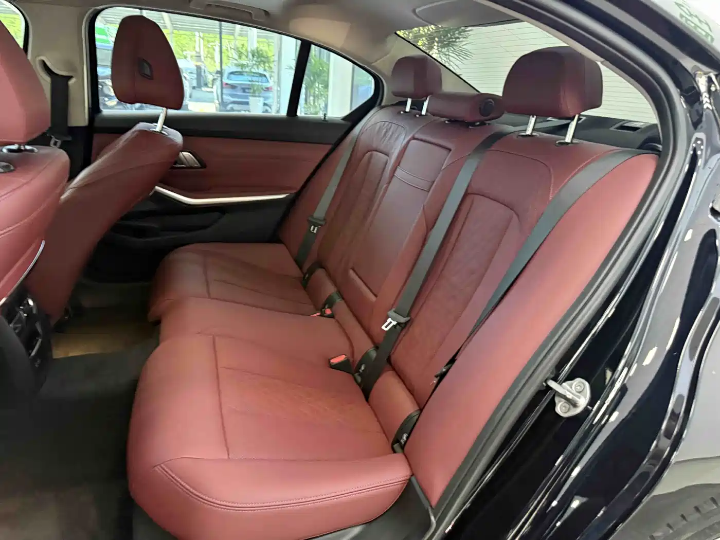 BMW 3 Series 2023 320Li M Sport Package фото 18