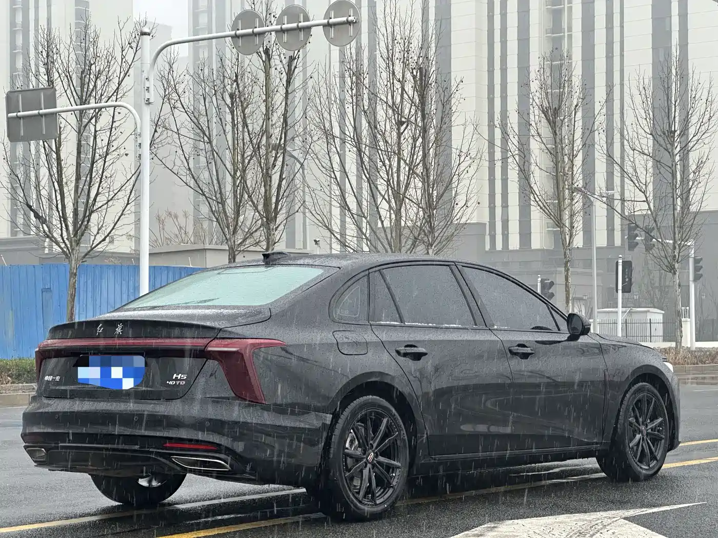 Hongqi H5 2024 2.0T Automatic Smart Connect Flag Smooth Edition фото 9