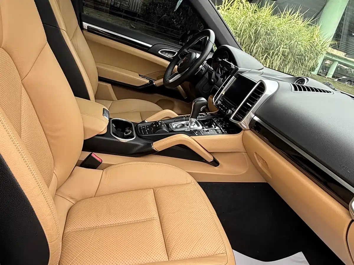 Porsche Cayenne 2016 Cayenne 3.0T фото 14