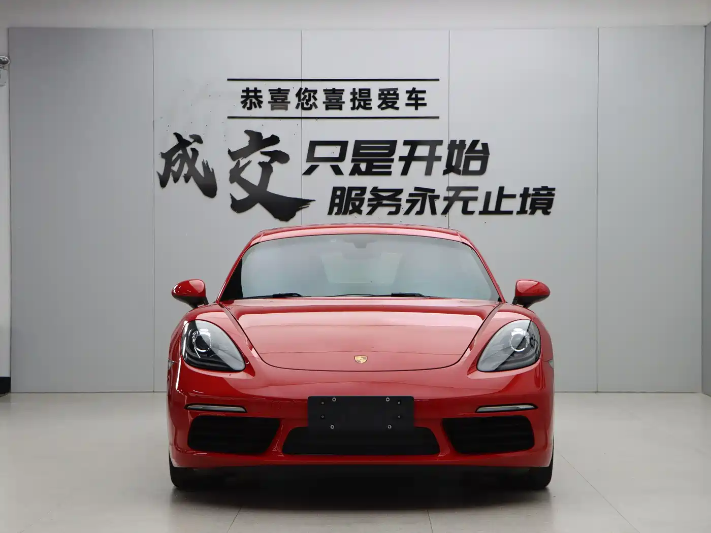 Porsche 718 2018 Cayman 2.0T фото 2