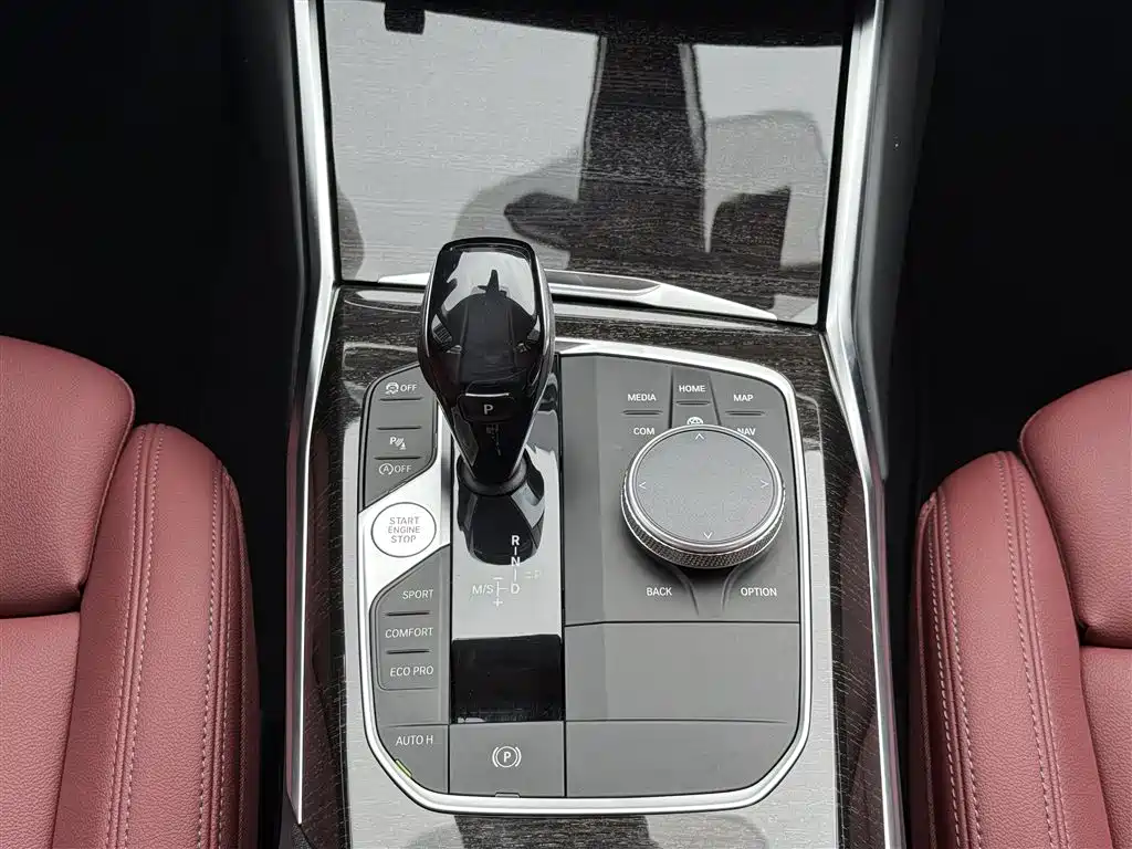 BMW 3 Series 2021 325Li M Sport Package фото 35