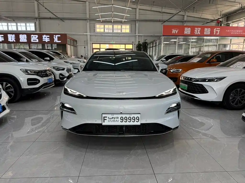 Geely Galaxy Galaxy Xingyao 8 2026 2025 130km EM-i Premium Edition