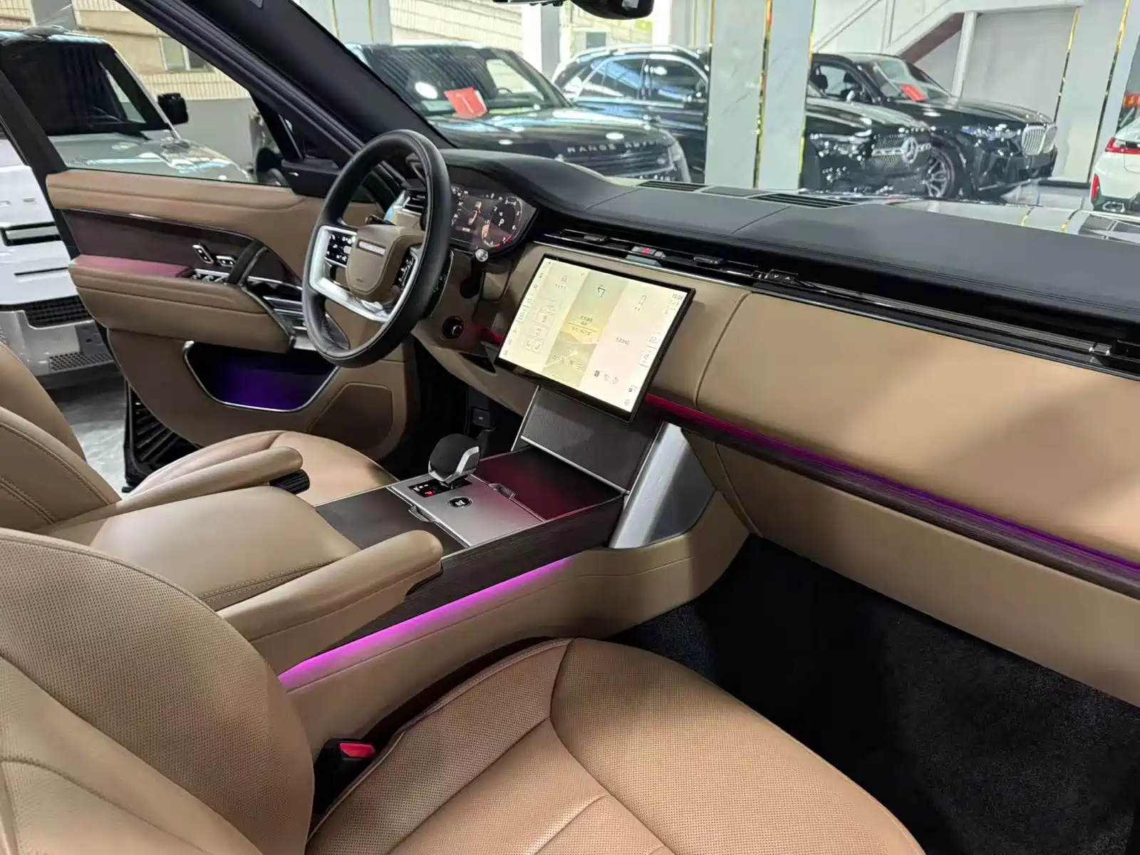 Фото 9 - Land Rover Range Rover