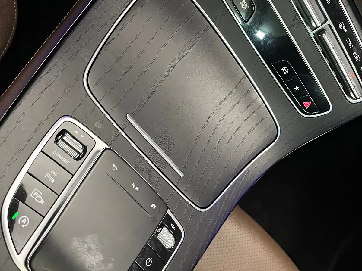 Mercedes-Benz E-Class 2022 E 260 L Sport фото 21