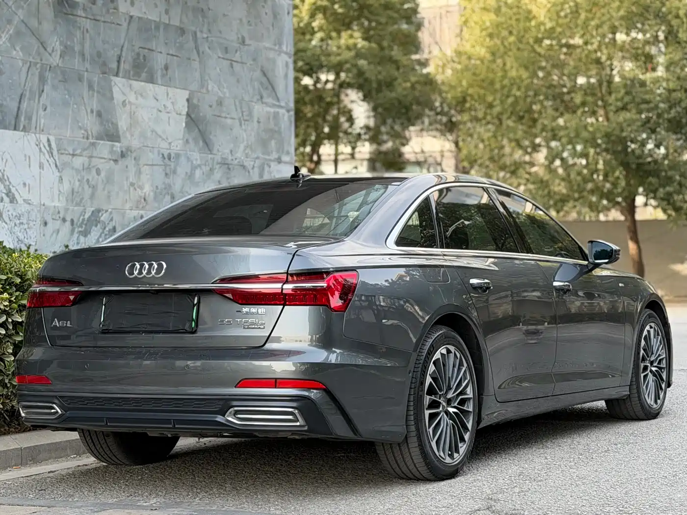 AUDI A6L NEW ENERGY