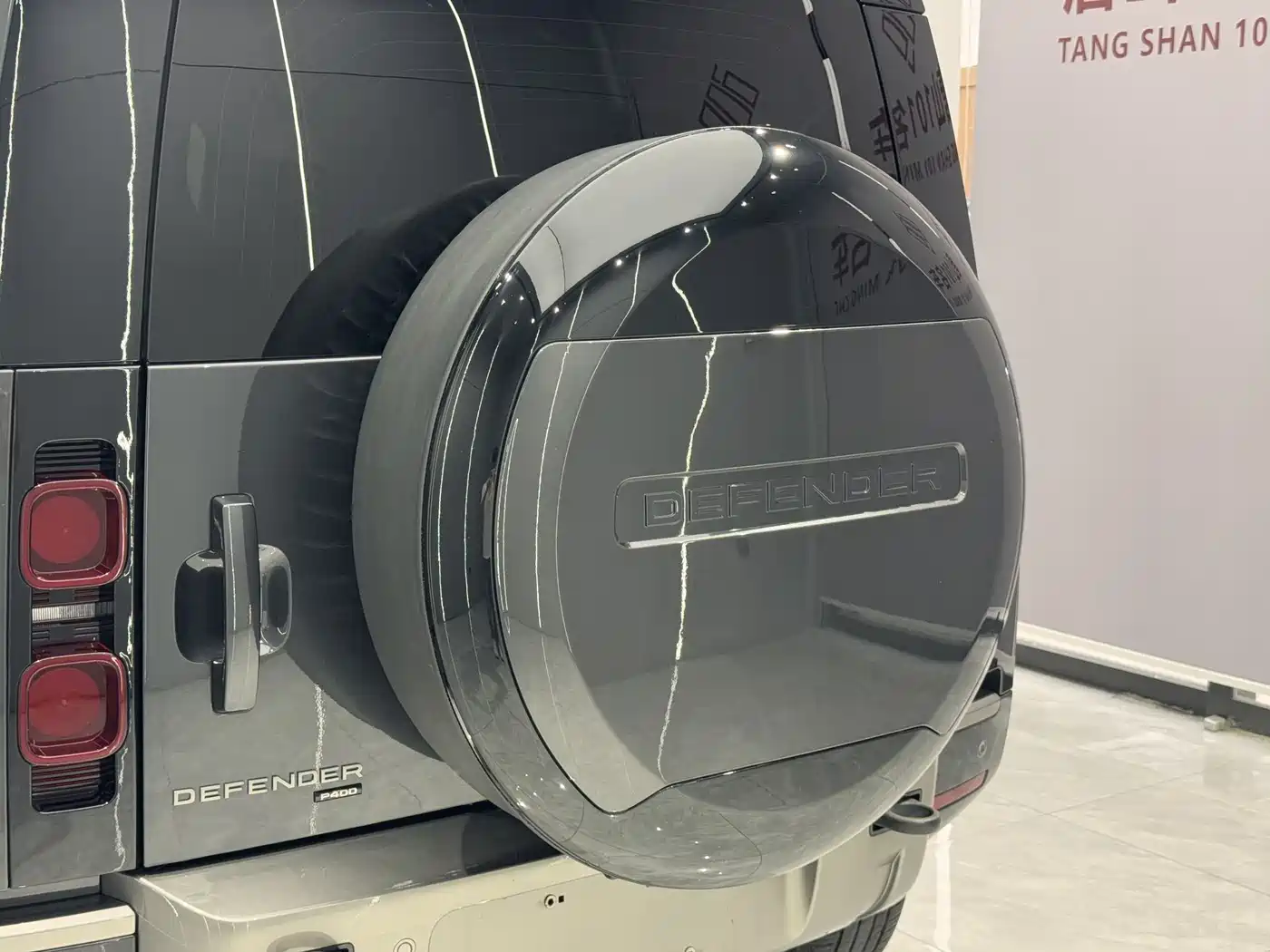 Land Rover Defender 2023 Facelift 110 3.0T P400 X-DYNAMIC HSE фото 10