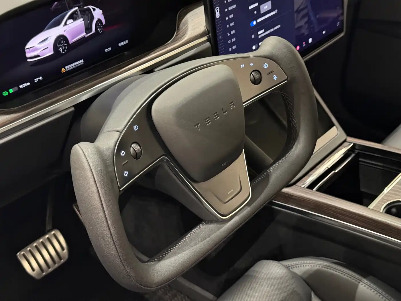 Photo 15 - Tesla Model X
