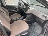 Photo 18 - Peugeot 2008