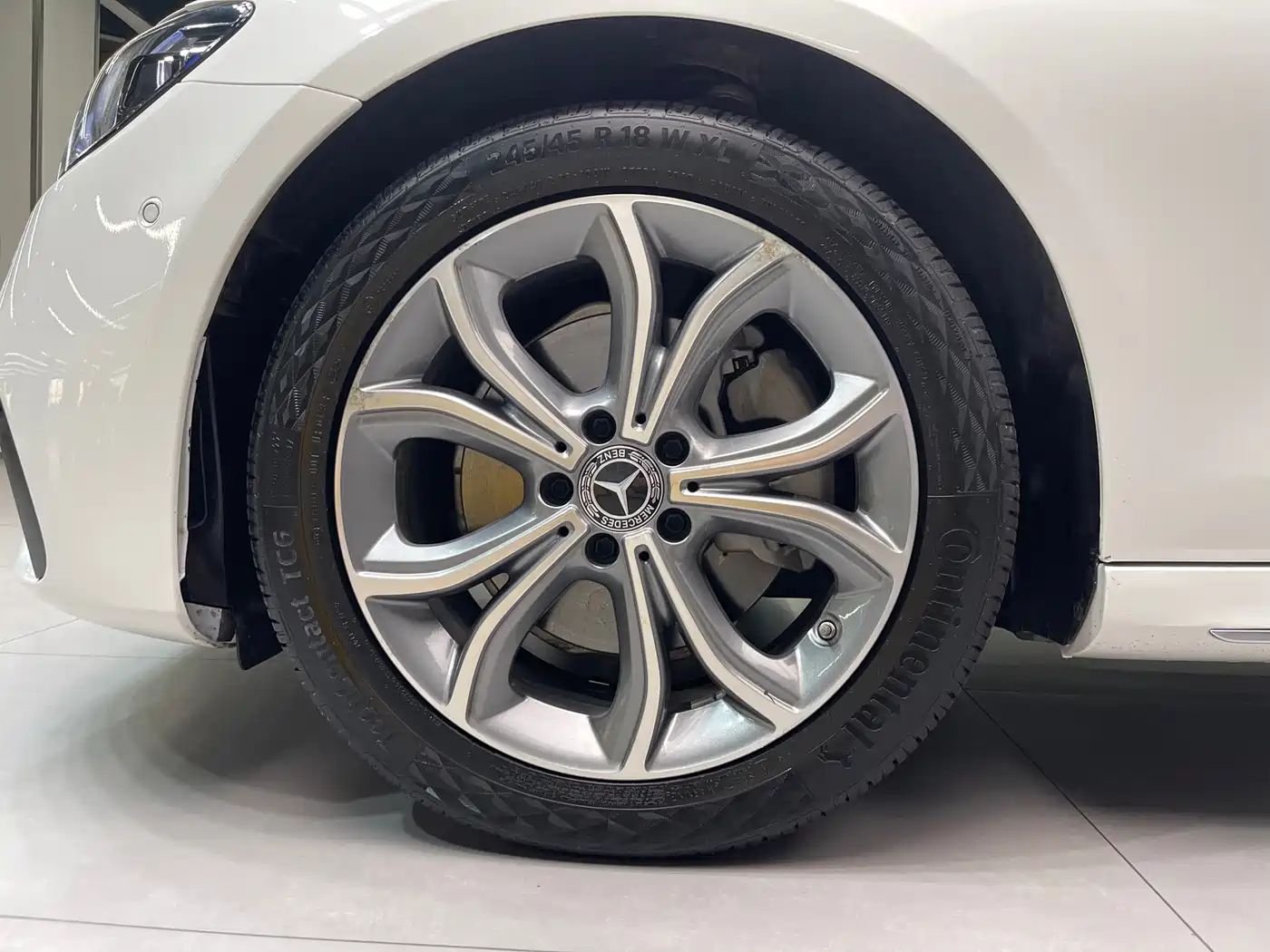 Mercedes-Benz E-Class 2021 E 300 L Sport Premium фото 25