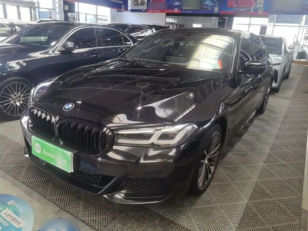 BMW 5-SERIES