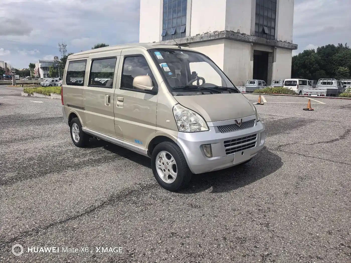 Wuling Motors Wuling Rongguang 2013 2011 1.2L Standard Model
