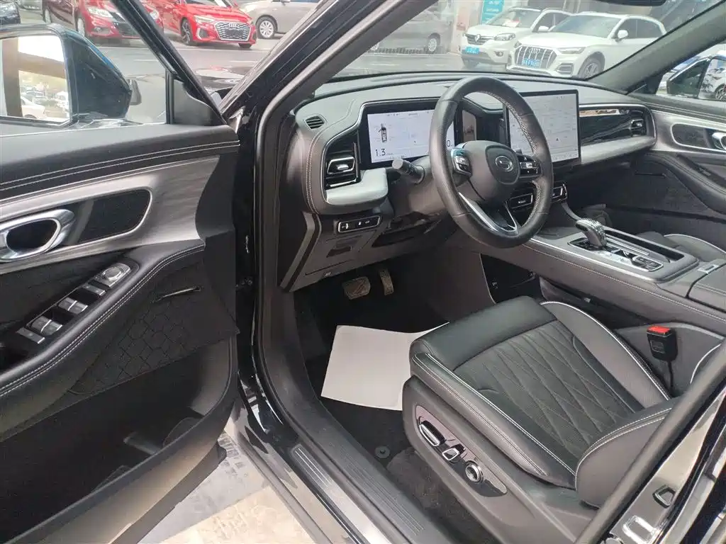 GAC Trumpchi Trumpchi GS8 2024 Navigator Series 2.0TGDI 2WD Luxury Smart Connect Edition фото 13