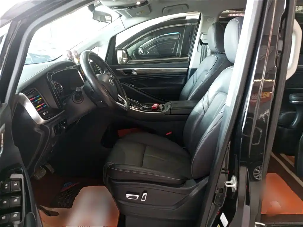 GAC Trumpchi Trumpchi M8 2023 Leading Series 390T Premium Edition фото 7