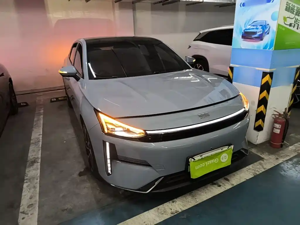Geely Galaxy Galaxy L6 2023 2023 125km Starship