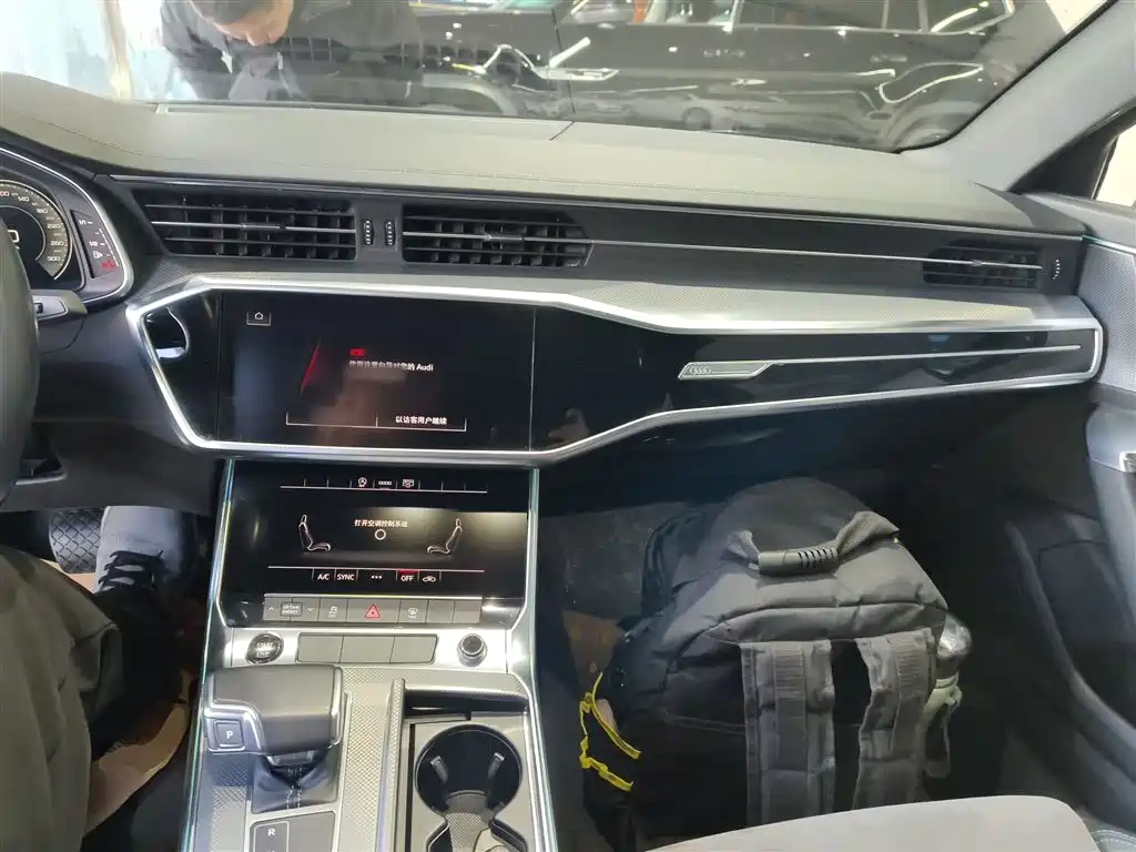 Audi A6L 2022 40 TFSI Luxury Dynamic фото 10