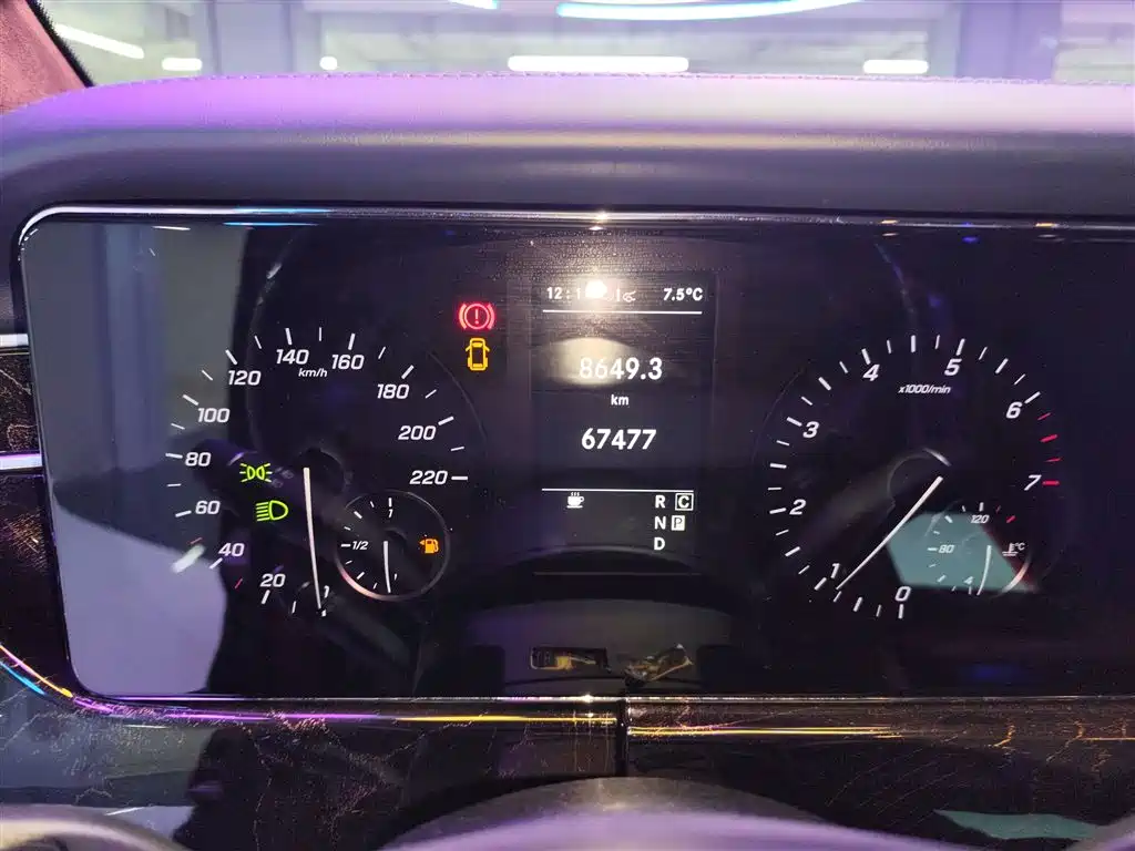 Mercedes-Benz Vito 2021 2.0T Business Edition 7-seater фото 4