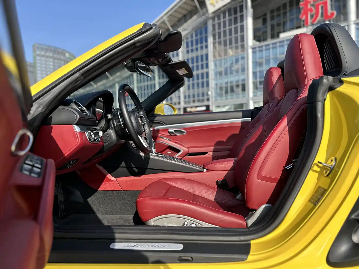 Porsche 718 2018 Boxster 2.0T фото 9