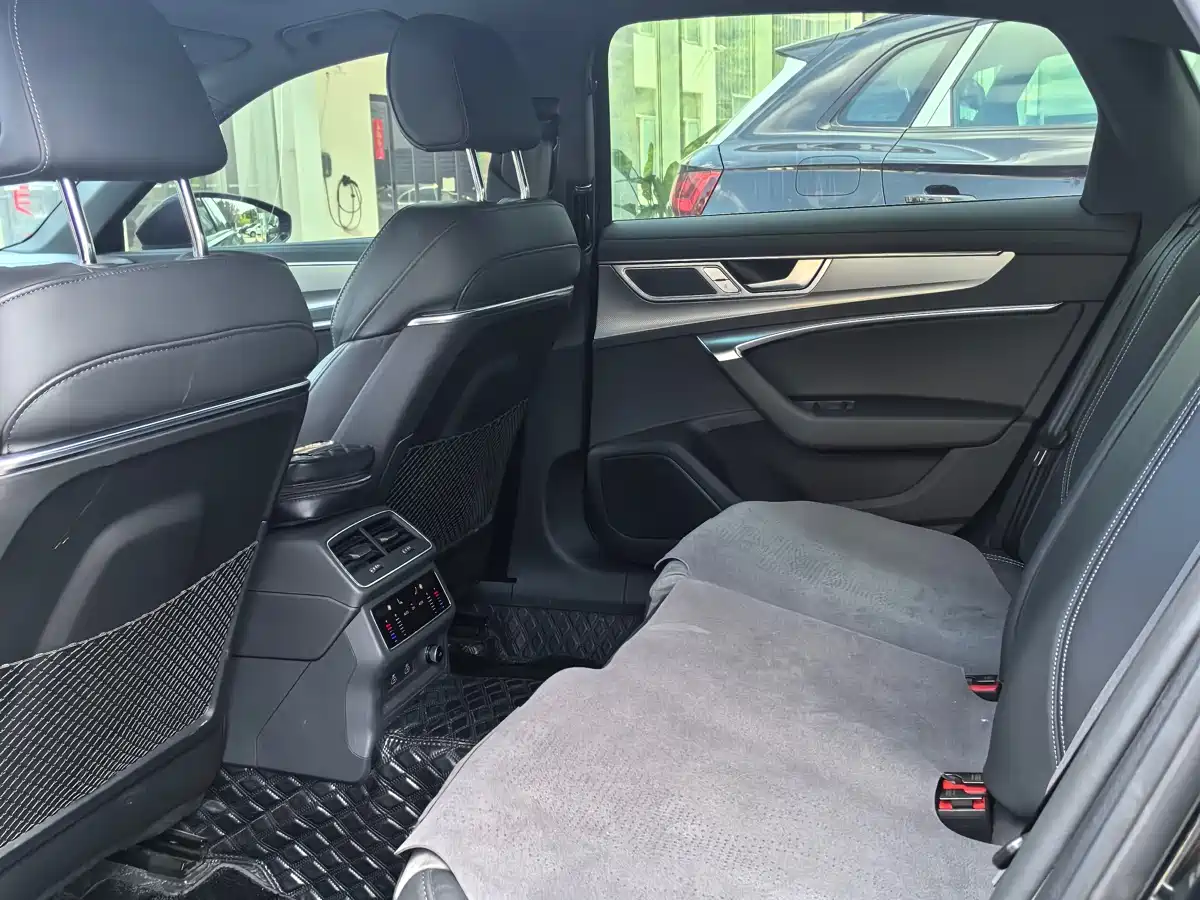 Audi A6L 2024 45 TFSI Premium Dynamic фото 5