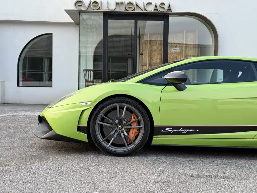 Lamborghini Gallardo 2013 2012 LP 570-4 Super Trofeo Stradale