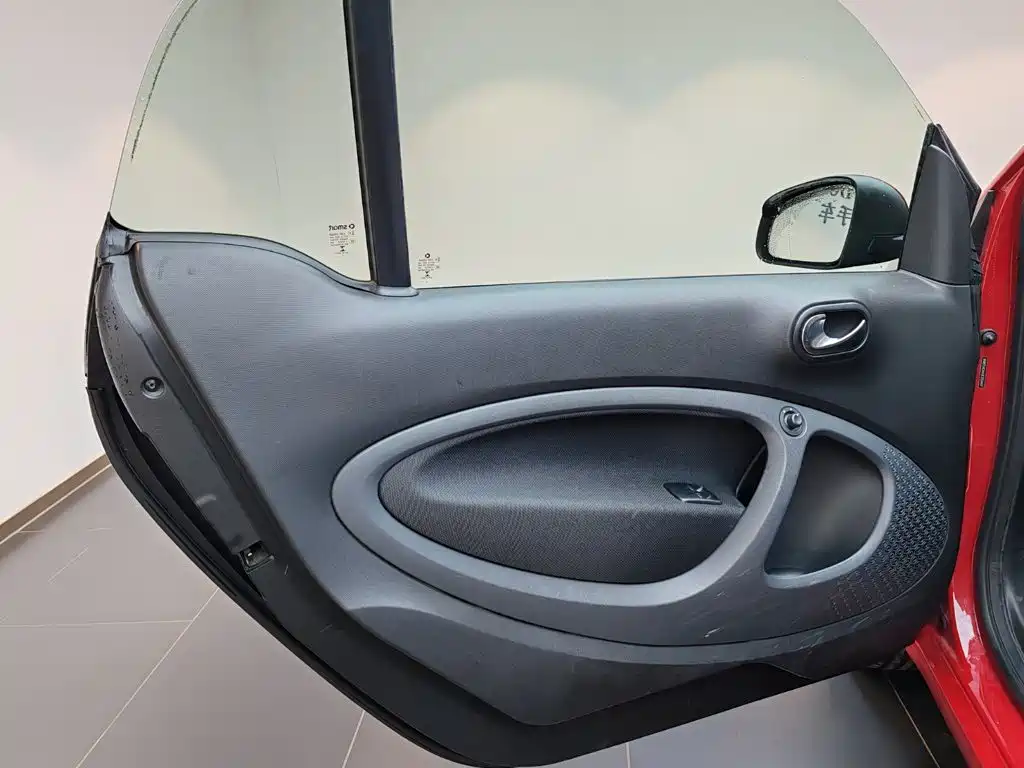 smart fortwo 2018 2018 1.0L 52kW Hardtop Passion Edition China V