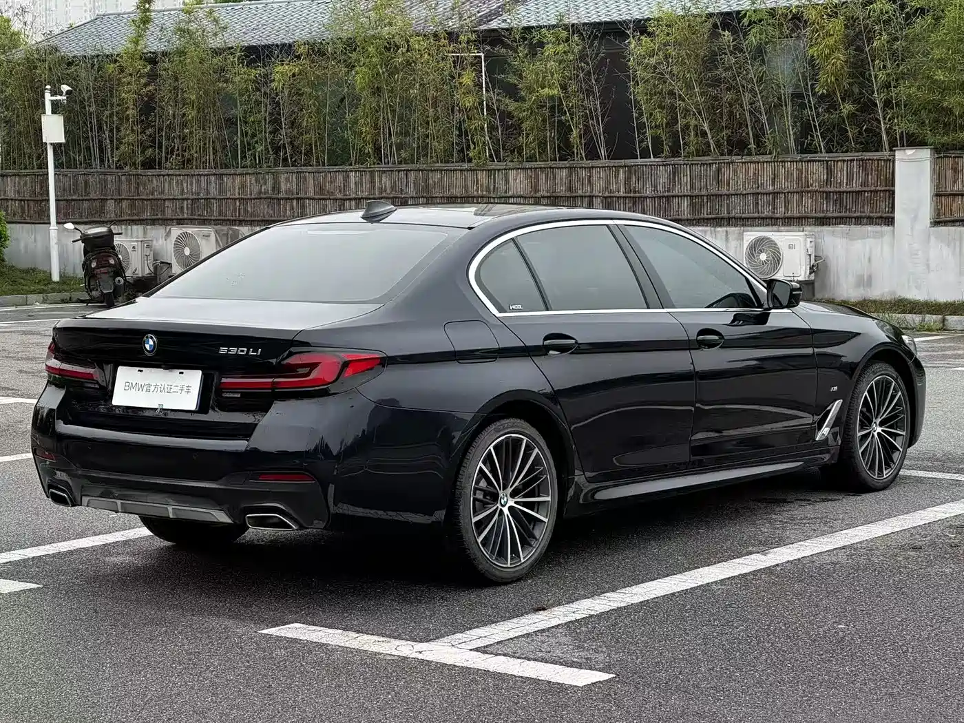 BMW 5 SERIES