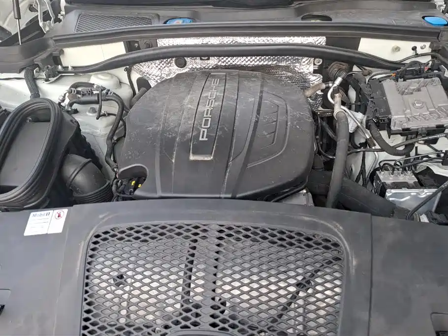 Porsche Macan 2018 Macan 2.0T фото 10