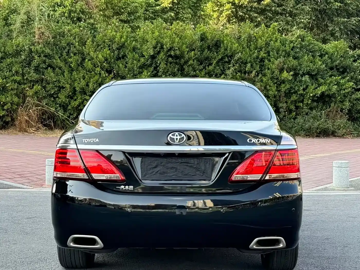 Toyota Crown 2012 2.5L Royal Leather Edition фото 8