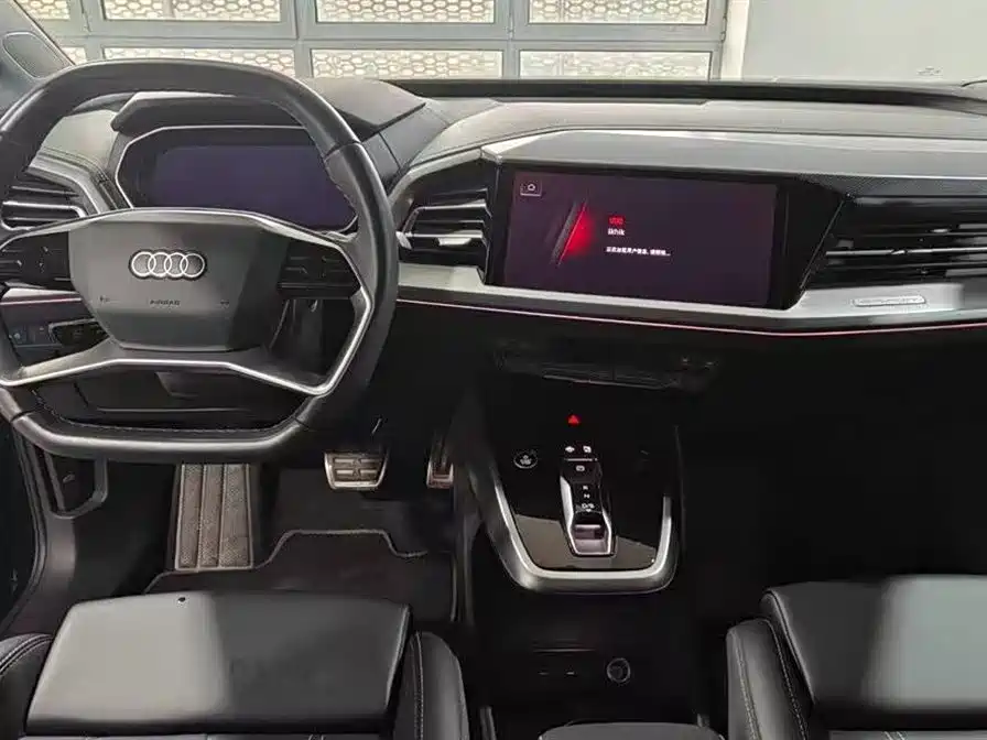 Audi Q4 e-tron 2024 40 e-tron Pioneer Edition фото 7