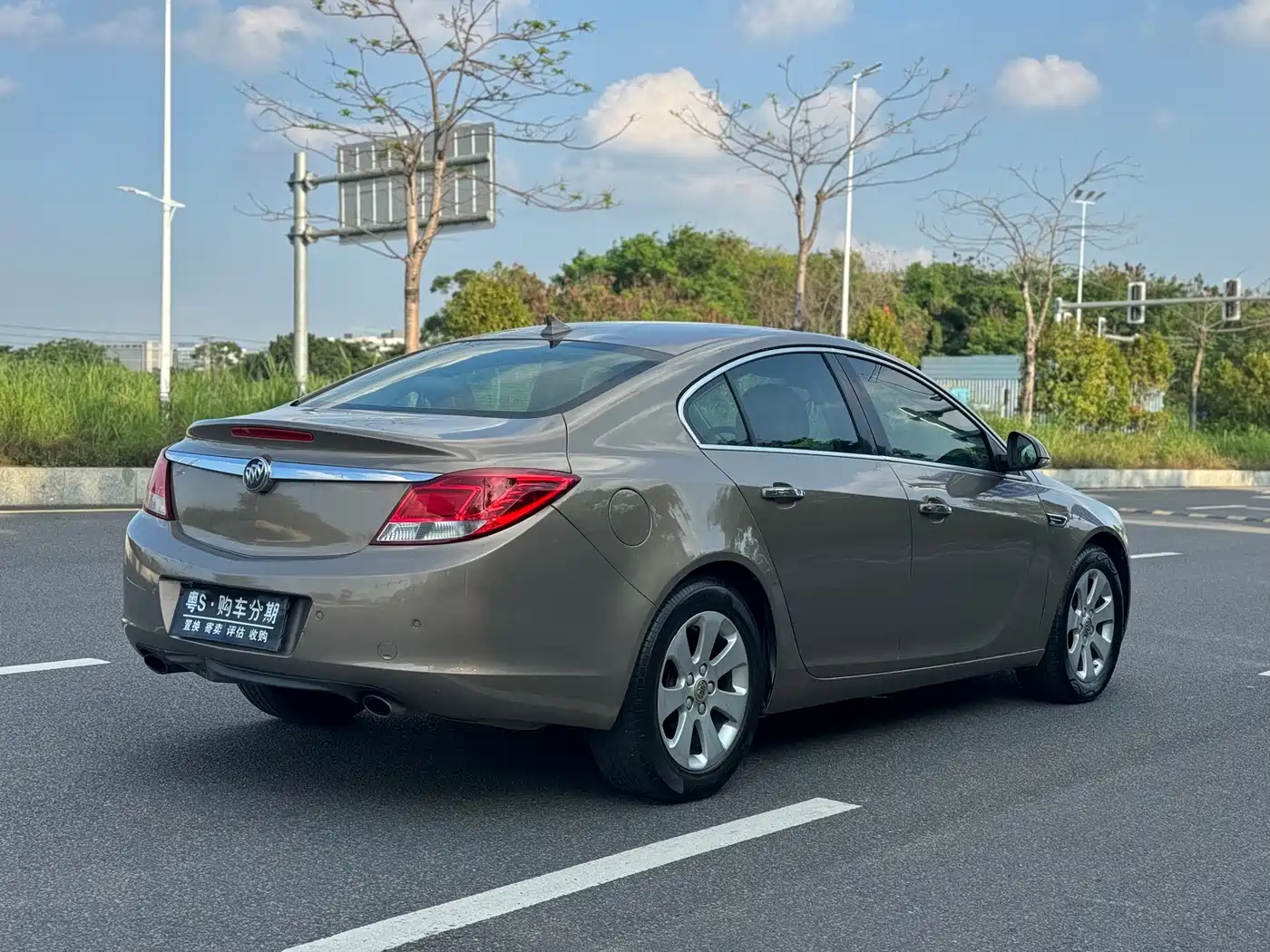 Buick Regal 2012 Model 2.0L Comfort фото 23