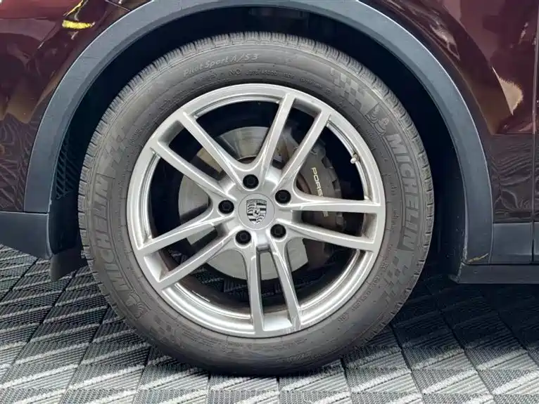 Porsche Cayenne 2019 Cayenne 3.0T фото 8