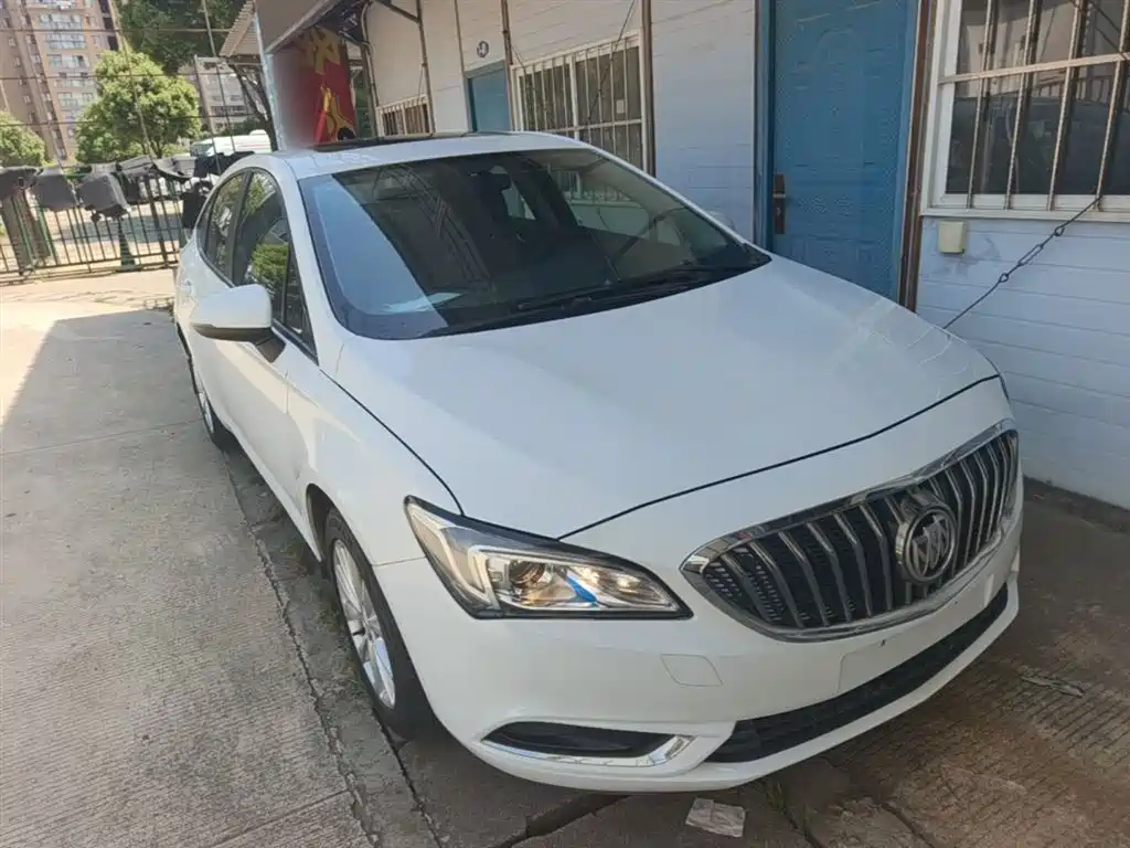Buick Verano 2017 Sedan 20T DCT Leading фото 4