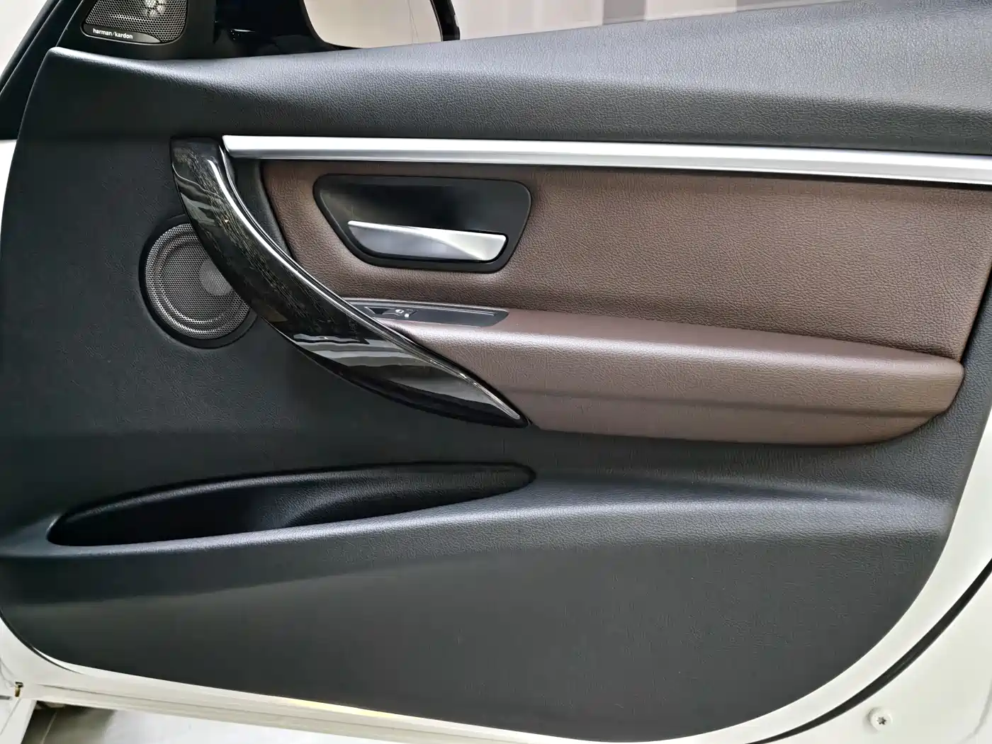 BMW 3 Series 2018 320Li M Sport Black Night Edition фото 9
