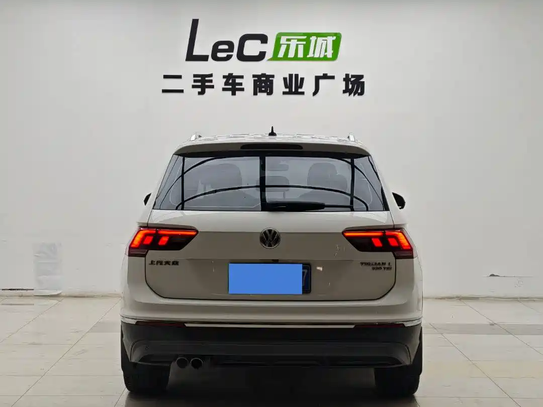 Volkswagen Tiguan L 2019 330TSI Automatic 2WD Smart Luxury Edition China VI фото 10
