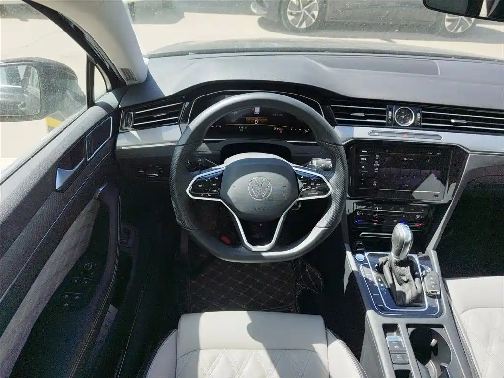 Volkswagen Magotan 2025 Facelift Public Edition 280TSI DSG Luxury фото 11