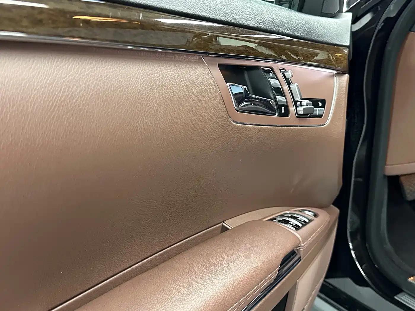 Mercedes-Benz S-Class 2012 S 300 L Business Grand Edition фото 11