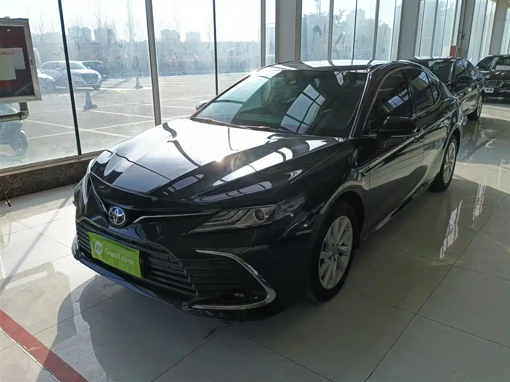 Toyota Camry 2021 2.0G Luxury Edition