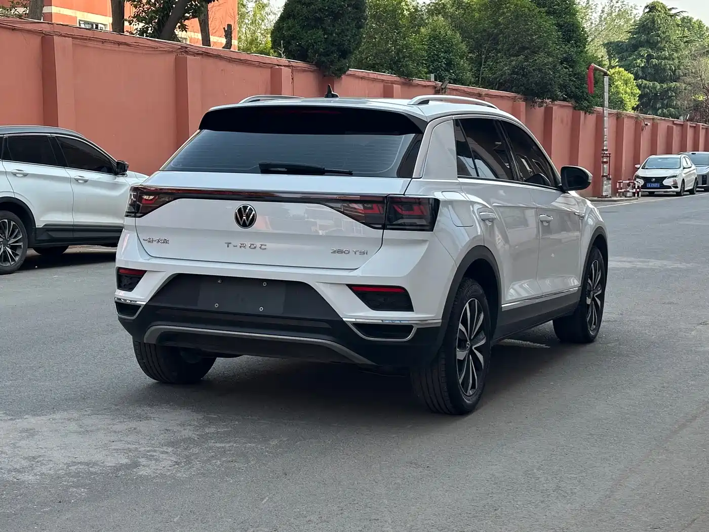 Volkswagen T-ROC 2023 280TSI DSG 2WD Time Edition фото 4