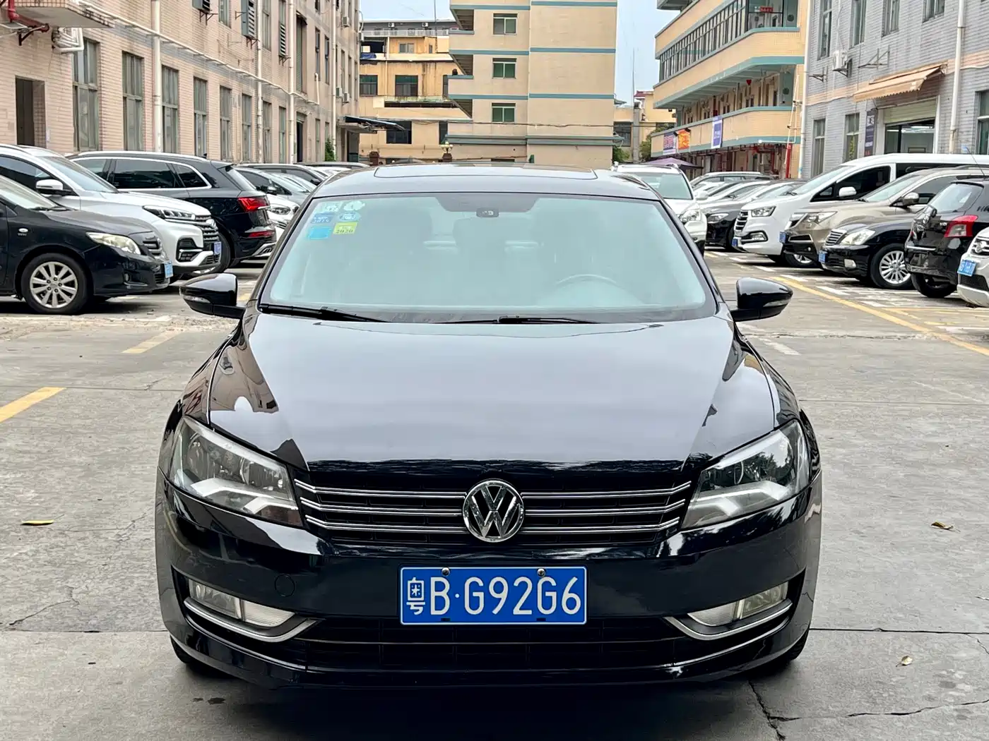 Volkswagen Passat 2011 1.8TSI DSG Honor Edition фото 2