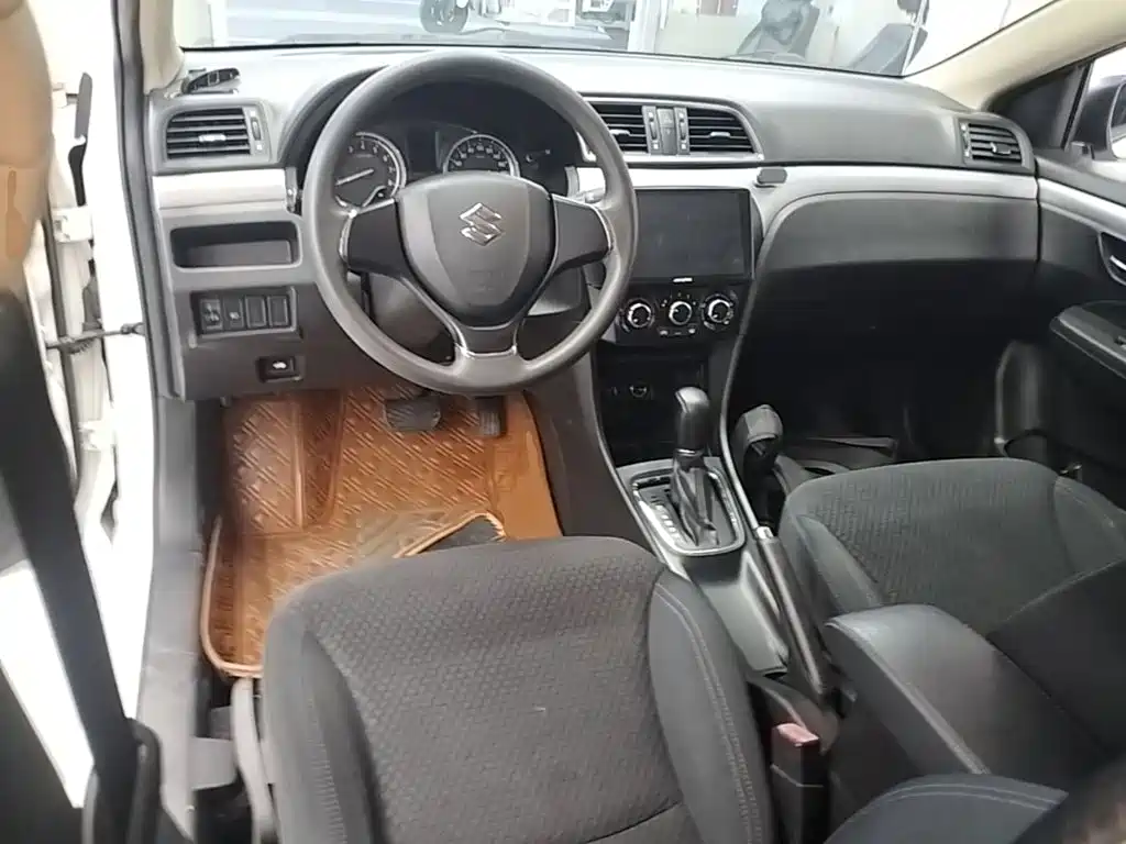 Suzuki Alivio 2017 2015 1.6L Automatic Comfort