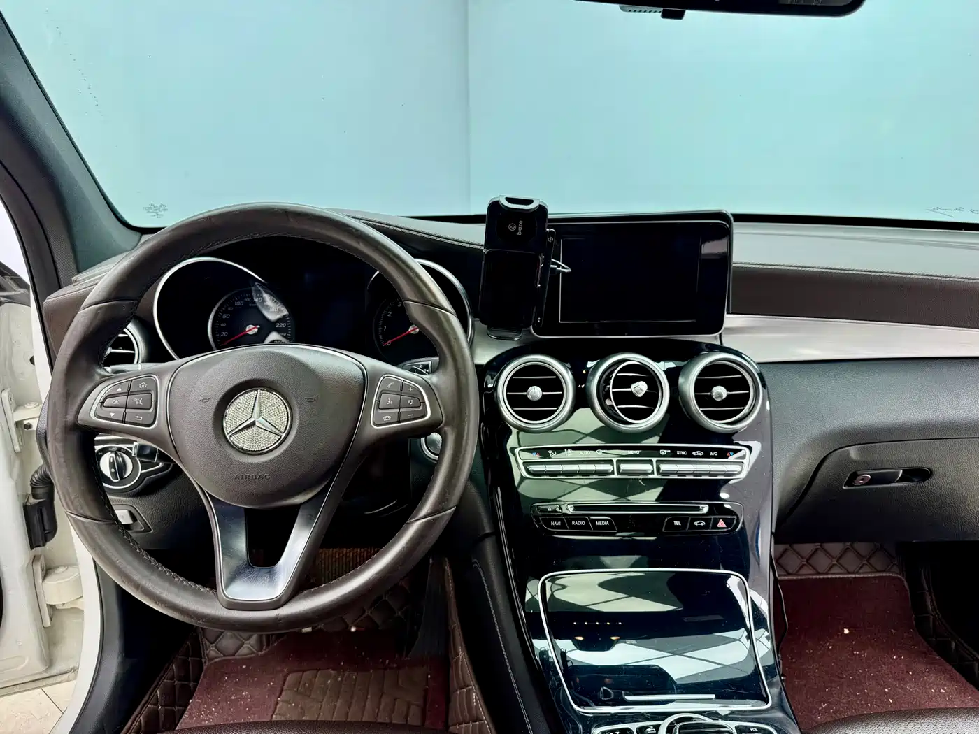 Mercedes-Benz GLC 2018 GLC 200 4MATIC фото 18