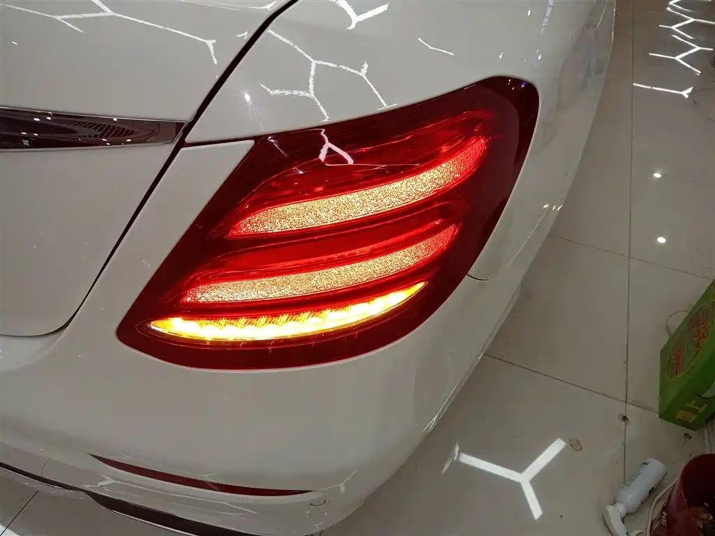 Mercedes-Benz E-Class 2018 E 300 L Sport Luxury фото 8