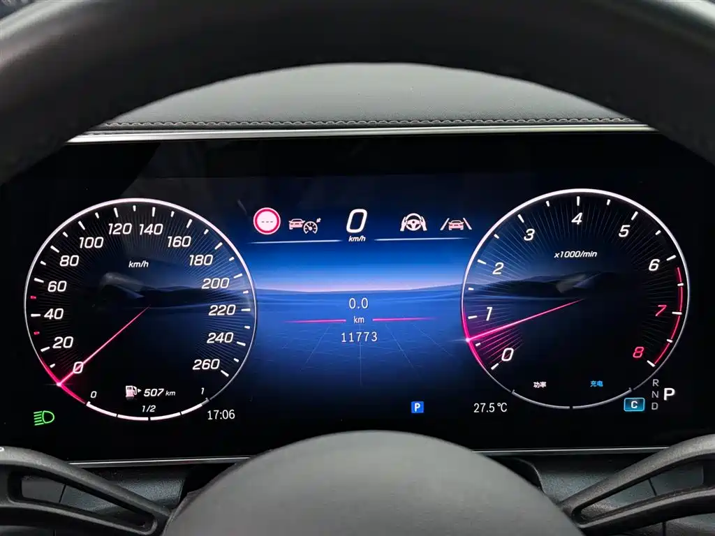 Mercedes-Benz GLC 2024 GLC 260 L 4MATIC Luxury 5-seater фото 13