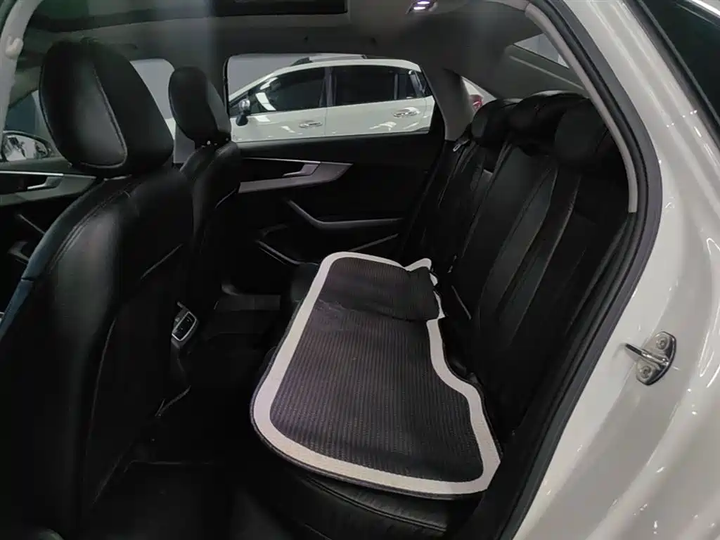 Audi A4L 2018 30th Anniversary 40 TFSI Progressive фото 17