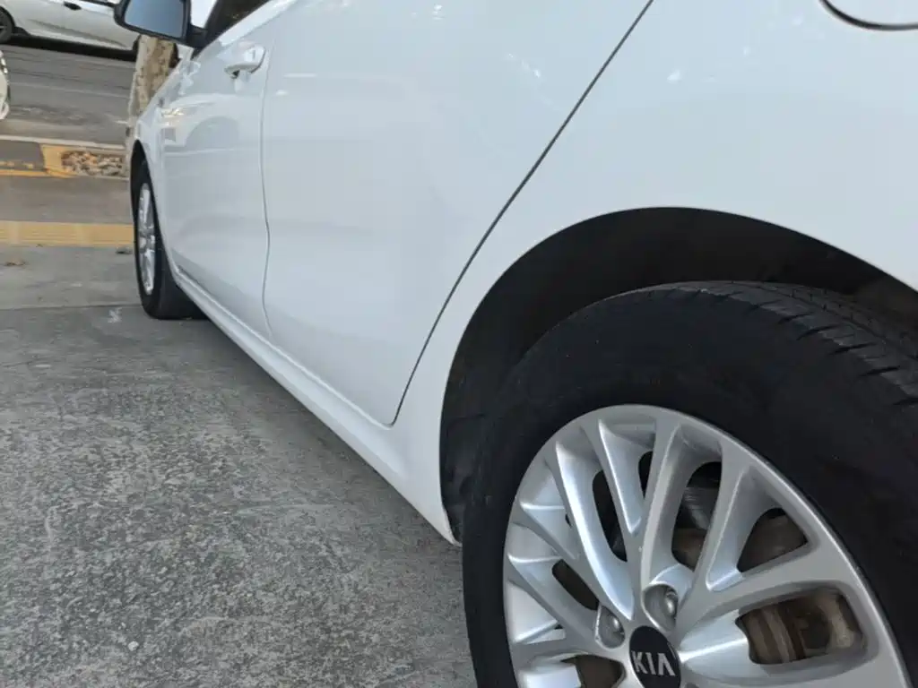 Kia K2 2017 2017 Sedan 1.4L MT GLS