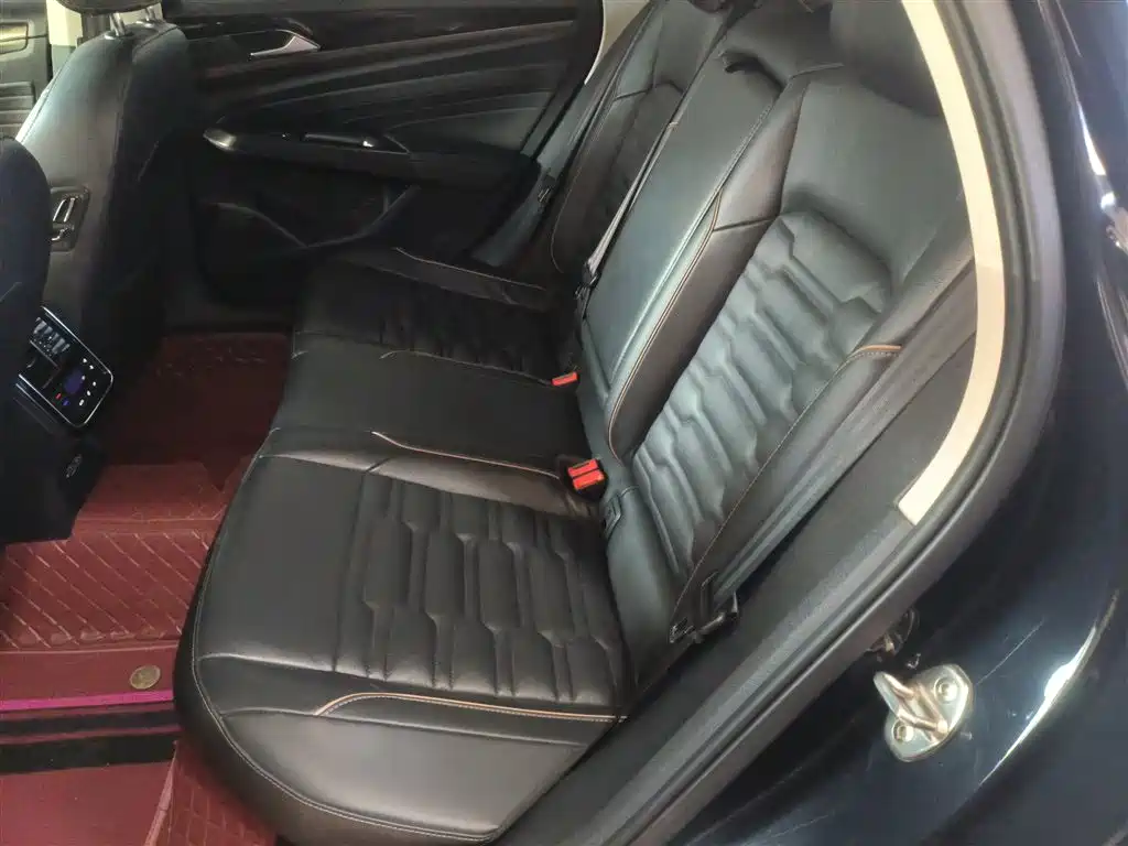 Volkswagen Passat 2019 330TSI Elite Version China VI фото 14