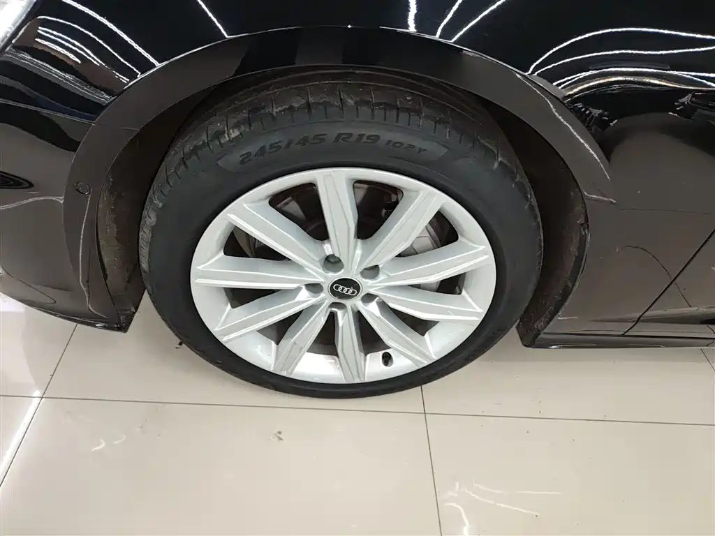 Audi A6L 2024 45 TFSI Premium Dynamic фото 25