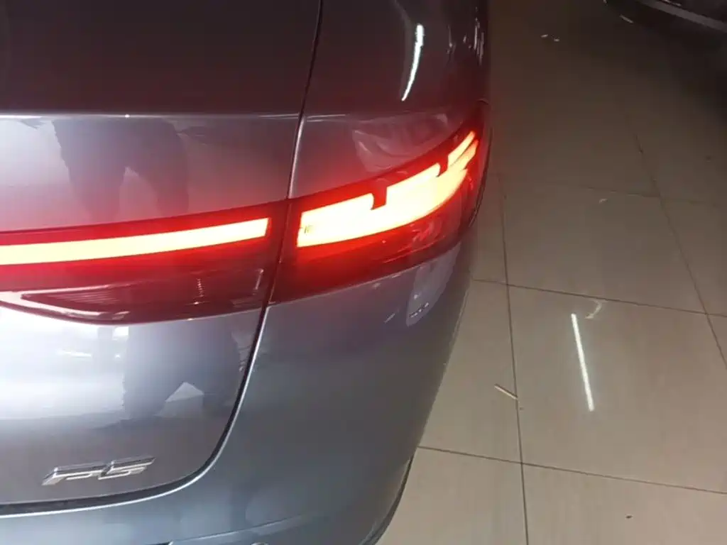 Фото 8 - XPeng P5